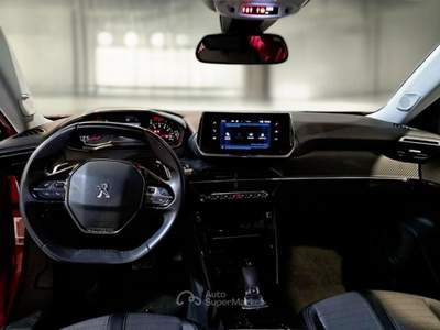 Peugeot 2008 PEUGEOT 2008 BLUEHDI 130 EAT8 ALLURE S/S AUT. CROSSOVER usata Pozzuoli