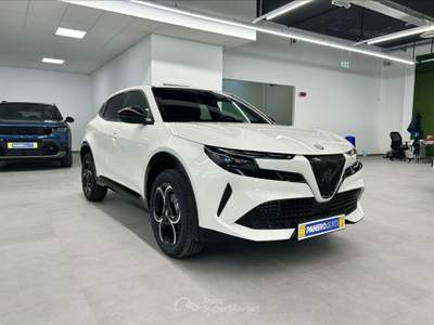 Alfa Romeo Junior  1.2 136 cv hybrid edct6 Bianco usata Torino