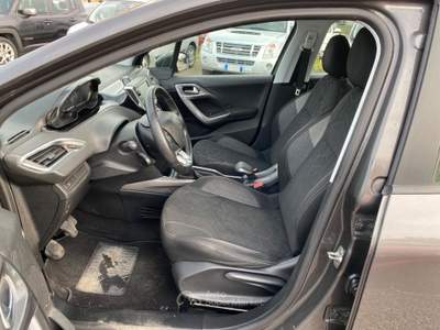 Peugeot 2008 1° serie BlueHDi 75 Active Grigio usata Sinalunga