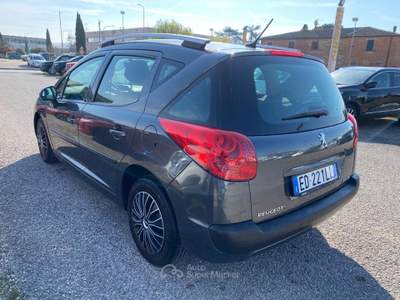 Peugeot 207 1.6 8V HDi 93CV SW X Line Grigio usata Sinalunga