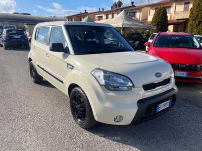 Kia Soul 1.6 CRDi VGT Active Beige usata Sinalunga