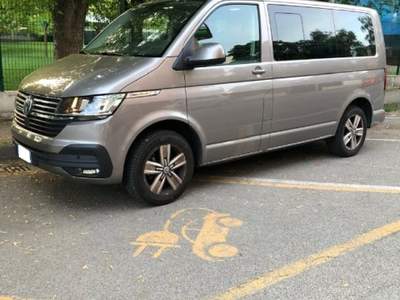 Volkswagen Caravelle 2.0 TDI 150CV DSG PC Comfortline 4X4 Grigio usata Torino