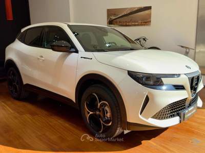 Alfa Romeo Junior 1.2 145 CV Hybrid eDCT6 Speciale km 0 0uff. Italia Bianco usata Afragola