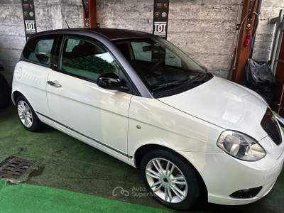Lancia Ypsilon 1.2 Platino RATE / FINANZIAMENTI Bianco usata Benevento