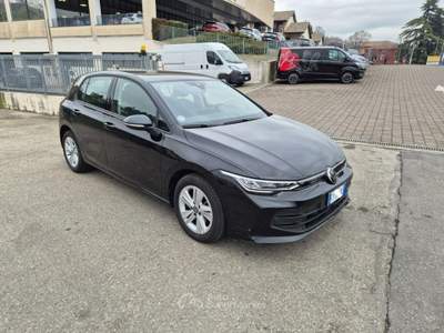 Volkswagen Golf 2.0 TDI 115 CV SCR Life Nero usata Medesano
