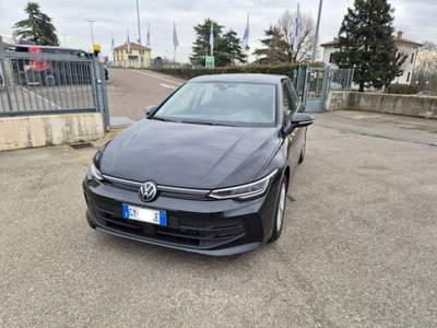 Volkswagen Golf 2.0 TDI 115 CV SCR Life Nero usata Medesano