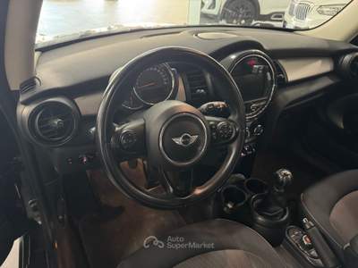 MINI One Mini 1.5 95cv 3 Porte Nero usata Pozzuoli