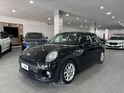 MINI One Mini 1.5 95cv 3 Porte Nero usata Pozzuoli