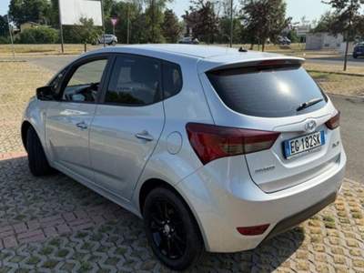 Hyundai ix20 tenuta perfetta qualsiasi prova  Argento usata Reggio nell'Emilia