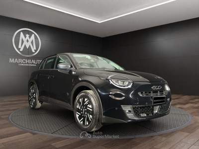 Fiat 600 Hybrid 110 CV DCT MHEV (Pack Comfort) Nero usata Bastia Umbra