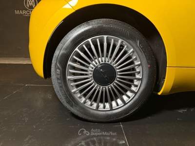 Fiat 500 1.0 Hybrid 'Torino' Oro usata Bastia Umbra