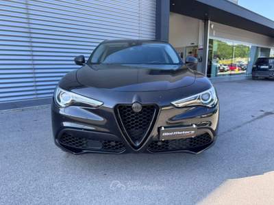 Alfa Romeo Stelvio 2.0 Turbo 280 CV AT8 Q4 Super Full Black 4x4 Nero usata Sant'Angelo in vado