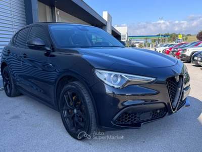 Alfa Romeo Stelvio 2.0 Turbo 280 CV AT8 Q4 Super Full Black 4x4 Nero usata Sant'Angelo in vado