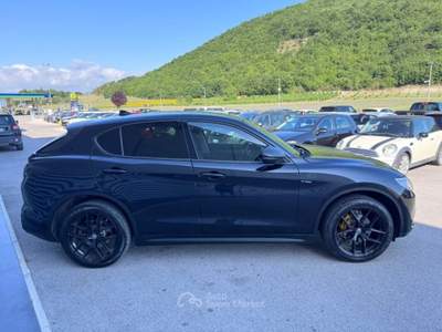 Alfa Romeo Stelvio 2.0 Turbo 280 CV AT8 Q4 Super Full Black 4x4 Nero usata Sant'Angelo in vado