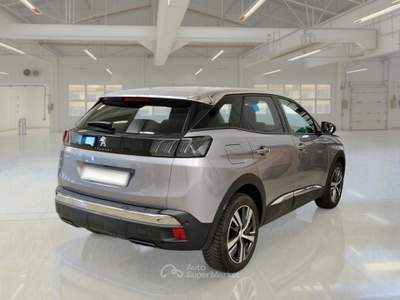 Peugeot 3008 PEUGEOT 3008 BLUEHDI 130 SES ALLURE SUV usata Casei Gerola