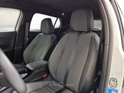 Peugeot 2008 PEUGEOT 2008 BLUEHDI 130 EAT8 ALLURE PACK S/S AUTO CROSSOVER usata Casei Gerola