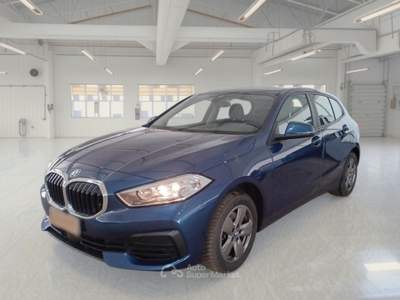 BMW Serie 1 116d BMW SERIE 1 116D ADVANTAGE AUTO 5 PORTE BERLINA usata Verona