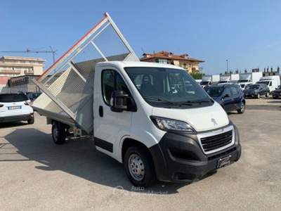 Peugeot Boxer Ribaltabile Trilaterale Cassone Fisso Bianco usata Qualiano