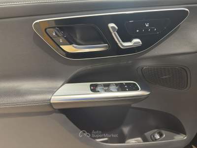 Mercedes-Benz GLC  300 amg line premium 4matic auto Nero usata Firenze