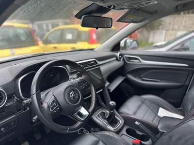 MG ZS  - zs 1.5 luxury Bianco usata Viterbo