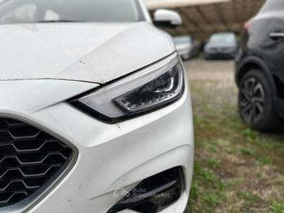 MG ZS  - zs 1.5 luxury Bianco usata Legnano