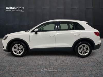 Audi Q3  - q3 35 2.0 tdi business advanced Bianco usata Montecosaro