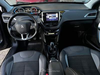 Peugeot 2008  - puretech turbo 110 s&s allure  Grigio usata Torino