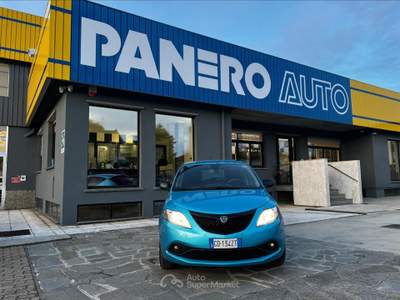 Lancia Ypsilon  - ypsilon 1.0 firefly 5 porte s&s hybrid maryne Blu/Azzurro usata Torino