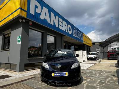 Lancia Ypsilon  - ypsilon 1.2 69 cv 5 porte gpl ecochic gold Blu/Azzurro usata Torino
