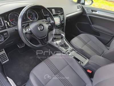 Volkswagen Golf VOLKSWAGEN Golf 1.6 TDI 110 CV DSG 5p. Comfortline BlueMotion Tech. Bianco usata Aprilia