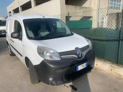 Renault Kangoo 1.5 dCi 110CV 5 porte Stop & Start Life N1 Grigio usata Asigliano Veneto