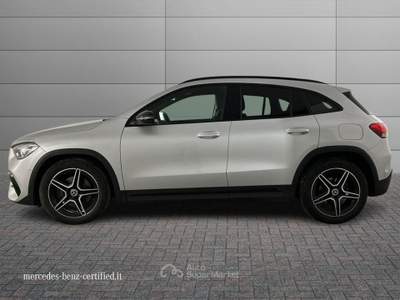 Mercedes-Benz GLA 180 D Premium 8G-DCT Argento usata Brescia