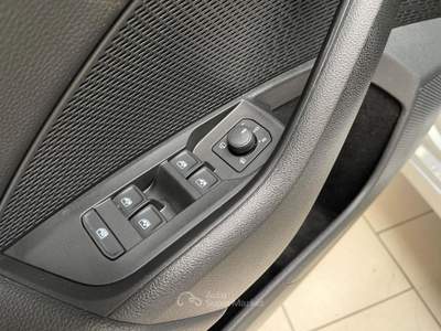 Skoda Octavia Wagon Executive 2.0 TDI 150cv DSG-LEGGI SOTTO Argento usata BRESCIA