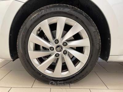 Skoda Octavia Wagon Executive 2.0 TDI 150cv DSG-LEGGI SOTTO Argento usata BRESCIA