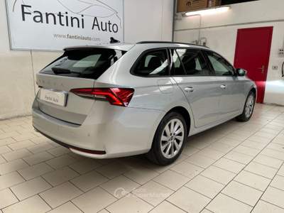 Skoda Octavia Wagon Executive 2.0 TDI 150cv DSG-LEGGI SOTTO Argento usata BRESCIA