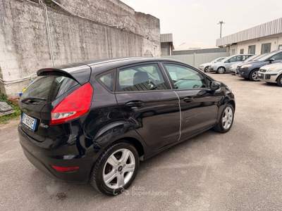 Ford Fiesta Motore refata tutto nuova Nero usata Pignataro Maggiore