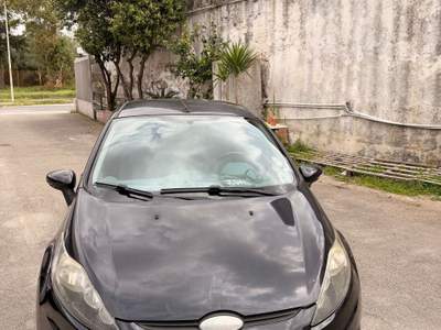 Ford Fiesta Motore refata tutto nuova Nero usata Pignataro Maggiore