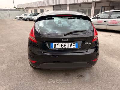 Ford Fiesta Motore refata tutto nuova Nero usata Pignataro Maggiore