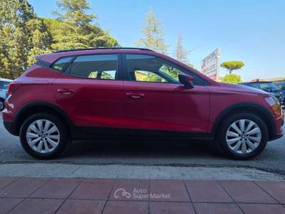 Seat Arona 1.0 TGI Style Rosso usata Città di Castello