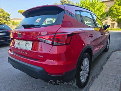 Seat Arona 1.0 TGI Style Rosso usata Città di Castello