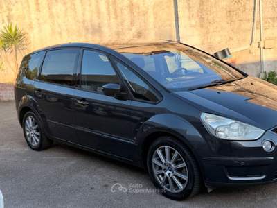 Ford S-Max Machina è perfetta Grigio usata Pignataro Maggiore