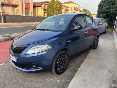 Lancia Ypsilon GARANZIA UFFICIALE LANCIA Blu/Azzurro usata Alseno
