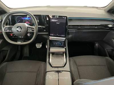 Renault Austral Austral 1.2 E-Tech hybrid 200cv Techno Esprit N1 Autocarro Grigio usata Como