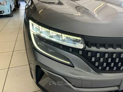 Renault Austral Austral 1.2 E-Tech hybrid 200cv Techno Esprit N1 Autocarro Grigio usata Como