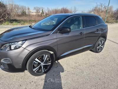 Peugeot 3008 Auto in ottime condizioni secondo proprietario auto non fumatori usata San Giorgio a Cremano