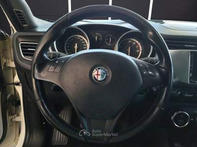 Alfa Romeo Giulietta Giulietta 1.4 Turbo 120 CV GPL Distinctive Bianco usata Pompei