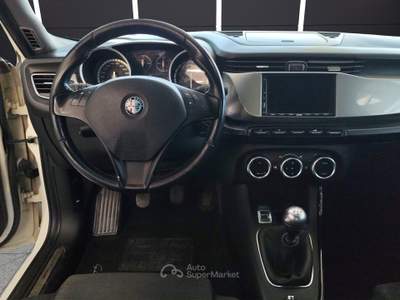 Alfa Romeo Giulietta Giulietta 1.4 Turbo 120 CV GPL Distinctive Bianco usata Pompei