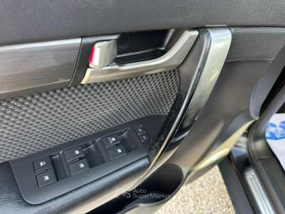 Chevrolet Captiva 2.0 TD 4X4 7 POSTI Nero usata Altidona