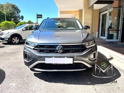 Volkswagen T-Roc Sport Edition Plus 1.0 TSI 110CV Grigio usata Roma