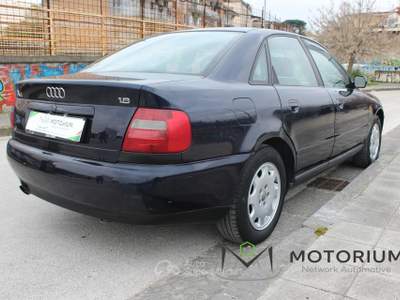 Audi A4 A4 1.8 Bianco usata Napoli